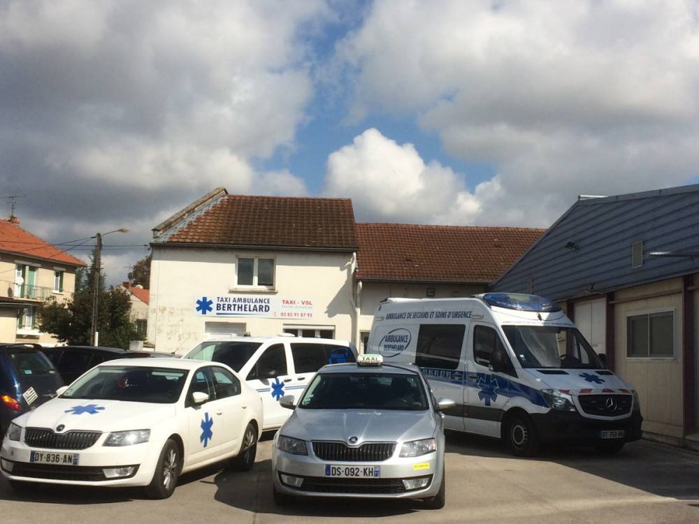 vehicule-berthelard-ambulance